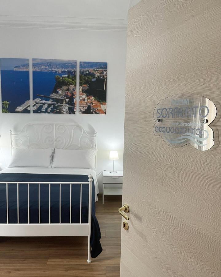 B&B Acqua Azzurra Кастелламмаре-ди-Стабия Экстерьер фото