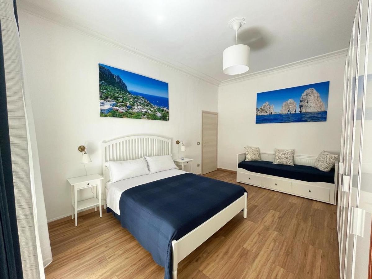 B&B Acqua Azzurra Кастелламмаре-ди-Стабия Экстерьер фото