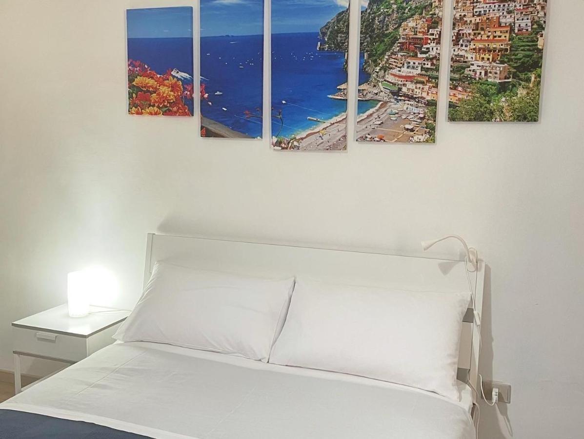 B&B Acqua Azzurra Кастелламмаре-ди-Стабия Экстерьер фото